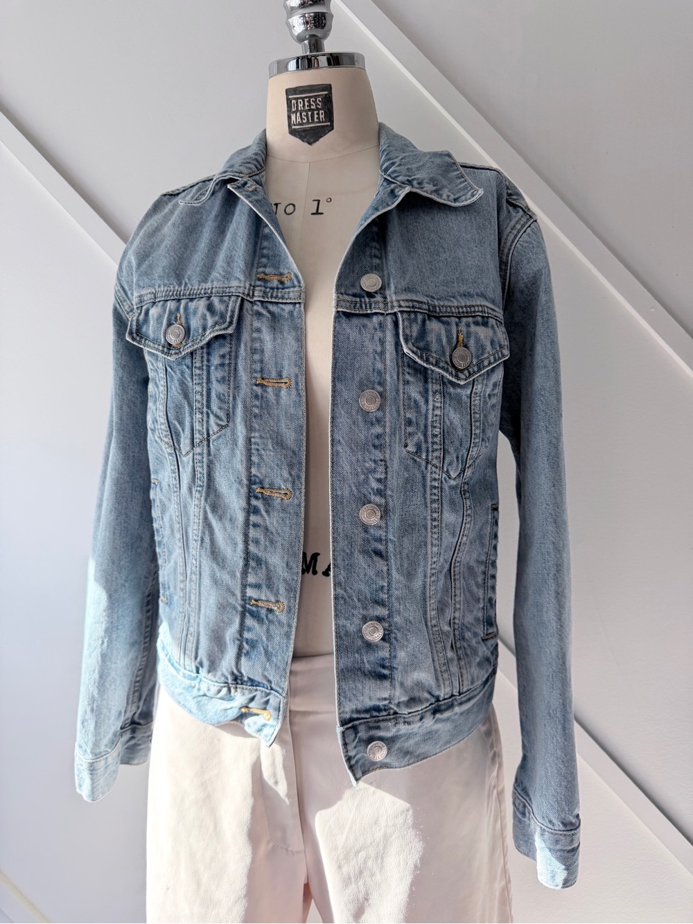 Brunette The Label Denim Jacket S (Approx) | Light Wash Classic Trucker Jean